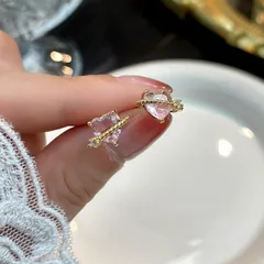 ピアス レディース 惑星 土星 プラネット ハート ピンク ストーン スタッドピアス 小さめ 宇宙 モチーフ キュービックジルコニア ゴールド 金属アレルギー対応 韓国 ファッション 大人可愛い おしゃれ 誕生日 プレゼント ギフト 送料無料