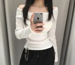 オフショルダー 白 長袖