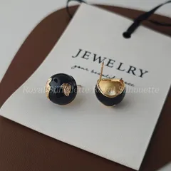 ピアス 耳飾り ゴールドカラー 金色 ブラック 黒 可愛い 大人可愛い シンプル レディース ジュエリー イベント パーティー 大人かわいい デイリー ガーリー フェミニン 個性的