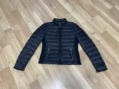 ZARA ブラック 軽量ダウンアウター 90