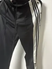 アディダス トラックパンツ xs