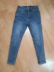 裏起毛スキニージーンズ sサイズ