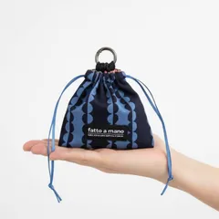 カラビナ付きミニ巾着ポーチ／イヤホン・薬・鍵・サプリメント・絆創膏・ゴミ入れ小物整理／バッグに下げて／プチギフト