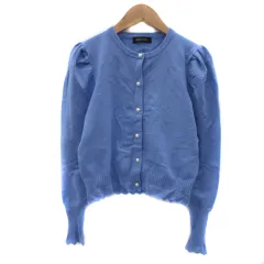 クイーンズコート QUEENS COURT ニットカーディガン ミドル丈 ラウンドネック パフスリーブ 無地 フェイクパール 2 青 ブルー /YS22