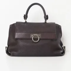 フェラガモ ソフィア ガンチーニ トート クロス 21A871