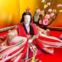 新品☆桜の唄会☆極上王朝絵巻雛☆正絹☆一刀彫り木手☆桐胴☆純金仕上げの天冠付☆大人のための雅な極上絵巻雛☆雛祭り☆雛人形☆お雛様☆平安朝ドールハウス☆伝統工芸品☆純木工芸☆親王飾り☆光る君へ ☆親王飾りと雛道具一式