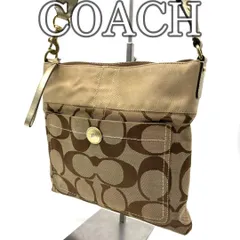 COACH コーチ シグネチャー キャンバス ショルダーバッグ Y2K 肩掛け 斜め掛け クロスボディ コンパクト ミニサイズ ベージュ ブラウン フラットポケット ロゴボタン ヴィンテージライク デイリーユース