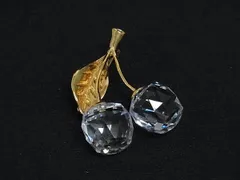 ■極美品■ SWAROVSKI スワロフスキー チェリー さくらんぼ ピンブローチ ピンバッジ アクセサリー ゴールド系×クリア DL3730