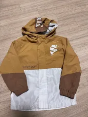 ユア NIKE 120サイズ ウィンドブレーカー ジャケット ブラウン/白