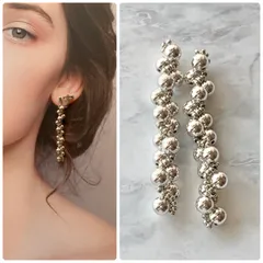【選べる金具】光の粒が輝く！メタリックパールとグラスビーズのロングピアス/イヤリング シルバー ハンドメイド No.1894