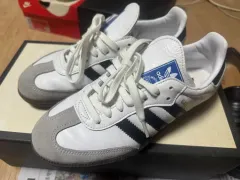 アディダス サンバ og クラウド 白