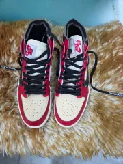 ナイキ エアジョーダン 1 og off white 260