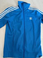 adidas ヨーロッパ ブルー ジャージ