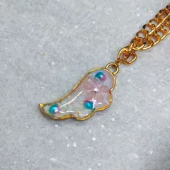 羽チャーム ハンドメイドアクセサリー