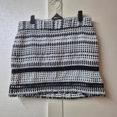 SYSTEM パータン ミニ スカート 55(64-94) ブラック/レッド 2点 まとめ