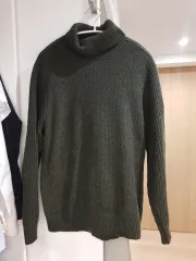 UNIQLO メンズ タートルネックTシャツ