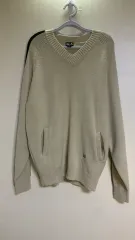 アディダス Vネック ニット アイボリー ポケット セーター