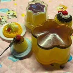 プーさんプリン ワッフル レジン 収ボックス ガチャ ハンドメイド 編み フェルト キーホルダー セット