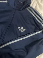 アディダス ネイビー シルバー ジャージ レア