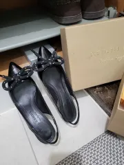 バーバリー リー ボ スリングバッグ