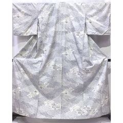 惣次郎】おすすめ！裄66cm！本場白大島紬〜蝶柄〜 - メルカリ