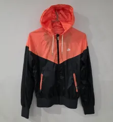 ナイキ オレンジ ブラック ウィンドブレーカー M