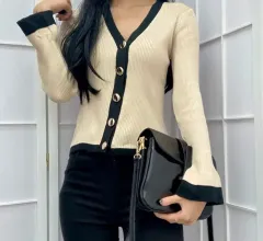 後ろページ 他の服あり/配送無料)エイブリー 服