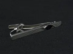 YVESSAINTLAURENT イヴサンローラン ネクタイピン タイクリップ アクセサリー ビジネス 紳士 メンズ シルバー系 DL8632
