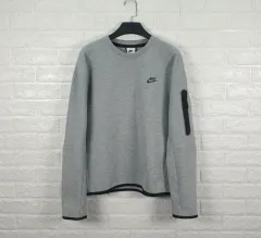 100 NIKE テック フリース クルー トップス