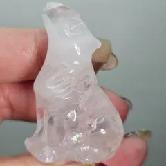 虹入り水晶✨オオカミ✨カービング✨