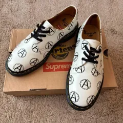 2026年最新】supreme undercover dr.martensの人気アイテム - メルカリ