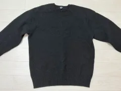 ユニクロ 長袖ニット ブラック 出品