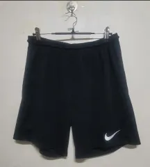 ナイキ ブラック ドライフィット ハーフパンツ M