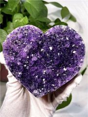 AAA級ウルグアイ産天然アメジストドームB1210/YS/170D AAA級ウルグアイ産天然アメジストドーム原石YT8G3/150G36C - メルカリ