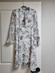 新品 フラワーワンピース (4万円台で購入)