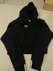 アディダス クロップド フードTシャツ ブラック M