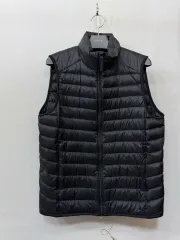 M) UNIQLO 軽量ダウン ベスト