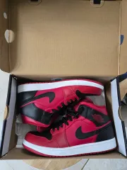 ナイキ エアジョーダン 出品