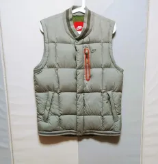 L NIKE グース ダウンベスト ライトカーキ 414