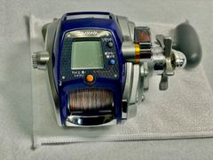 Daiwaダイワ電動リール デジタル表示 LEOBRITZ400 - メルカリ