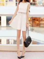 (新品) 白 レース フレア ワンピース ノースリーブワンピース