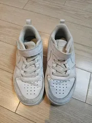 ナイキ キッズ スニーカー