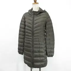ユニクロ UNIQLO ダウンコート ジップアップ フード 軽量 ブラウン 茶 M