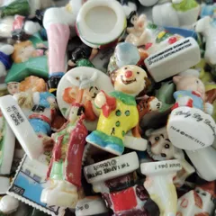 【C】100個 フェーブ レア まとめて まとめ売り 大量 セット 卸売 店舗 フェーヴ 陶器 古物 クリスマス 記念 食玩 祭日 フランス 置物 ロワイヤル 工芸 美術品 土産 マニア インテリア 北欧 プレゼント 希少 放出 買取 デザイン Q653