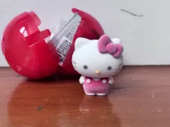 ハローキティガチャ (赤ちゃんキティ)