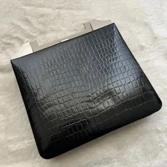 クロコダイル型押し クラッチバッグ 黒 パーティーバッグ