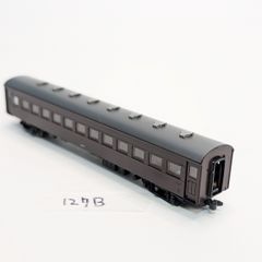 TOMIX Nゲージ　現状品 車輪欠損 文字よめませんでした　現状品　動作未確認 127B　客車　茶