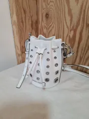 MARCJACOBS 白 バケットバッグ