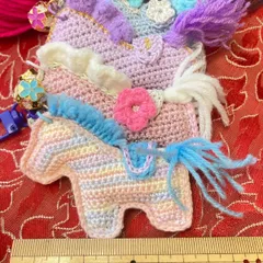 キーホルダー　バッグチャーム　馬　縁起物　ハンドメイド