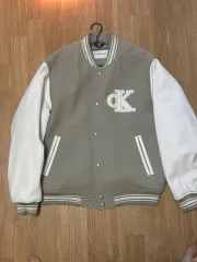 Calvin Klein ブラック スタジャン ブルゾン ジャケット